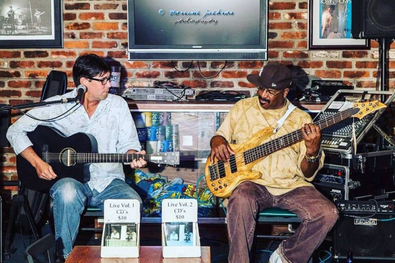 Live music and bands on the Virginia Beach Oceanfront